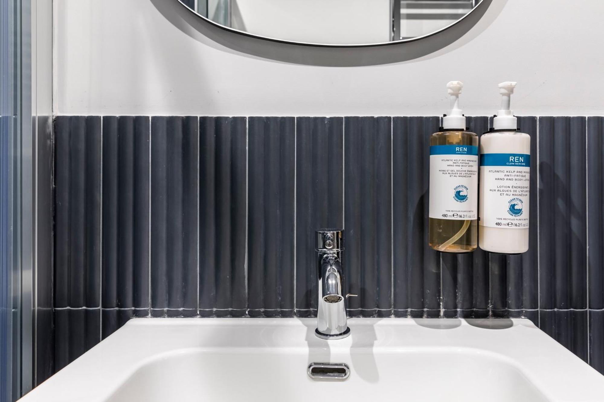 Hotell Numa Linea 3*