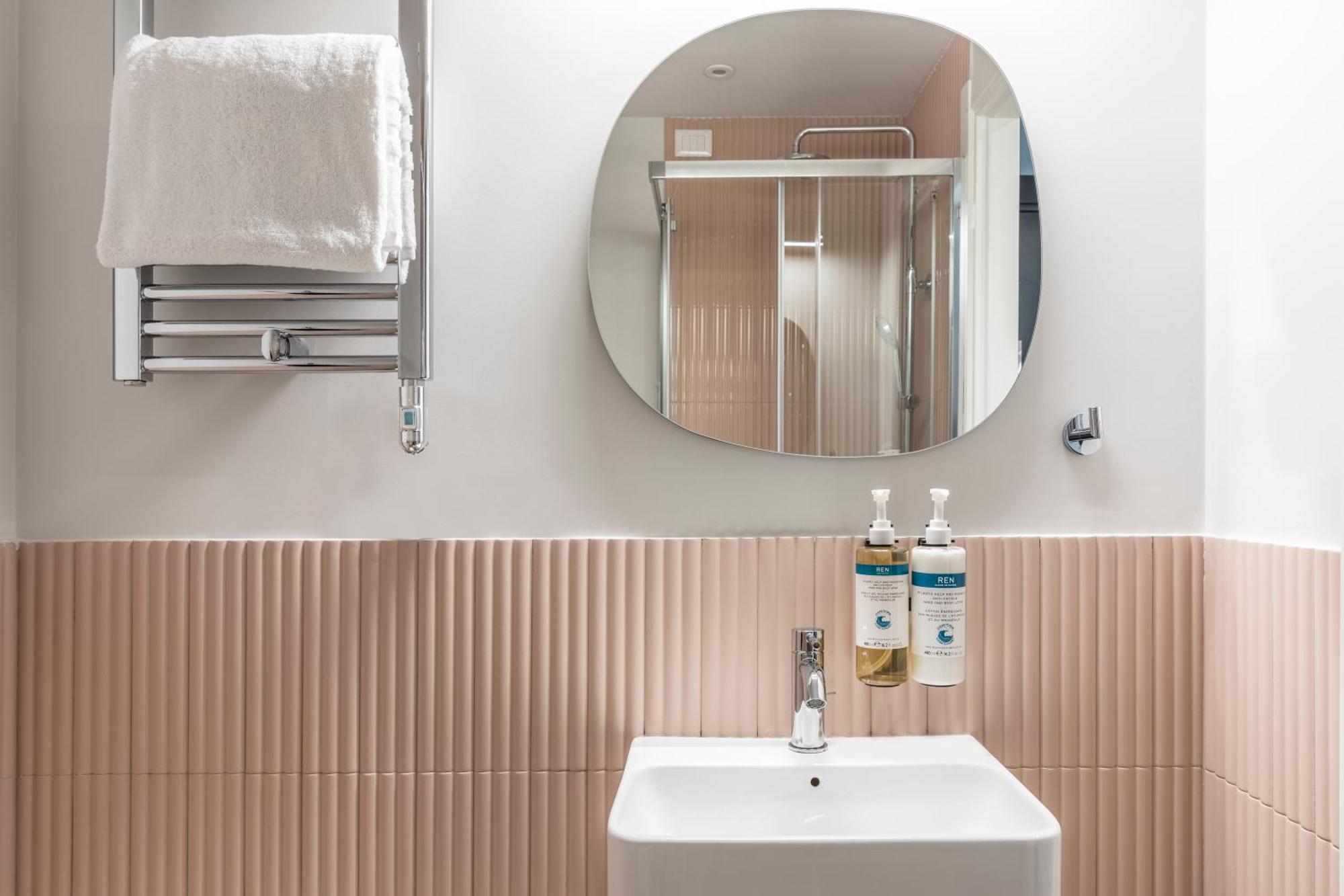 Numa Linea Hotell