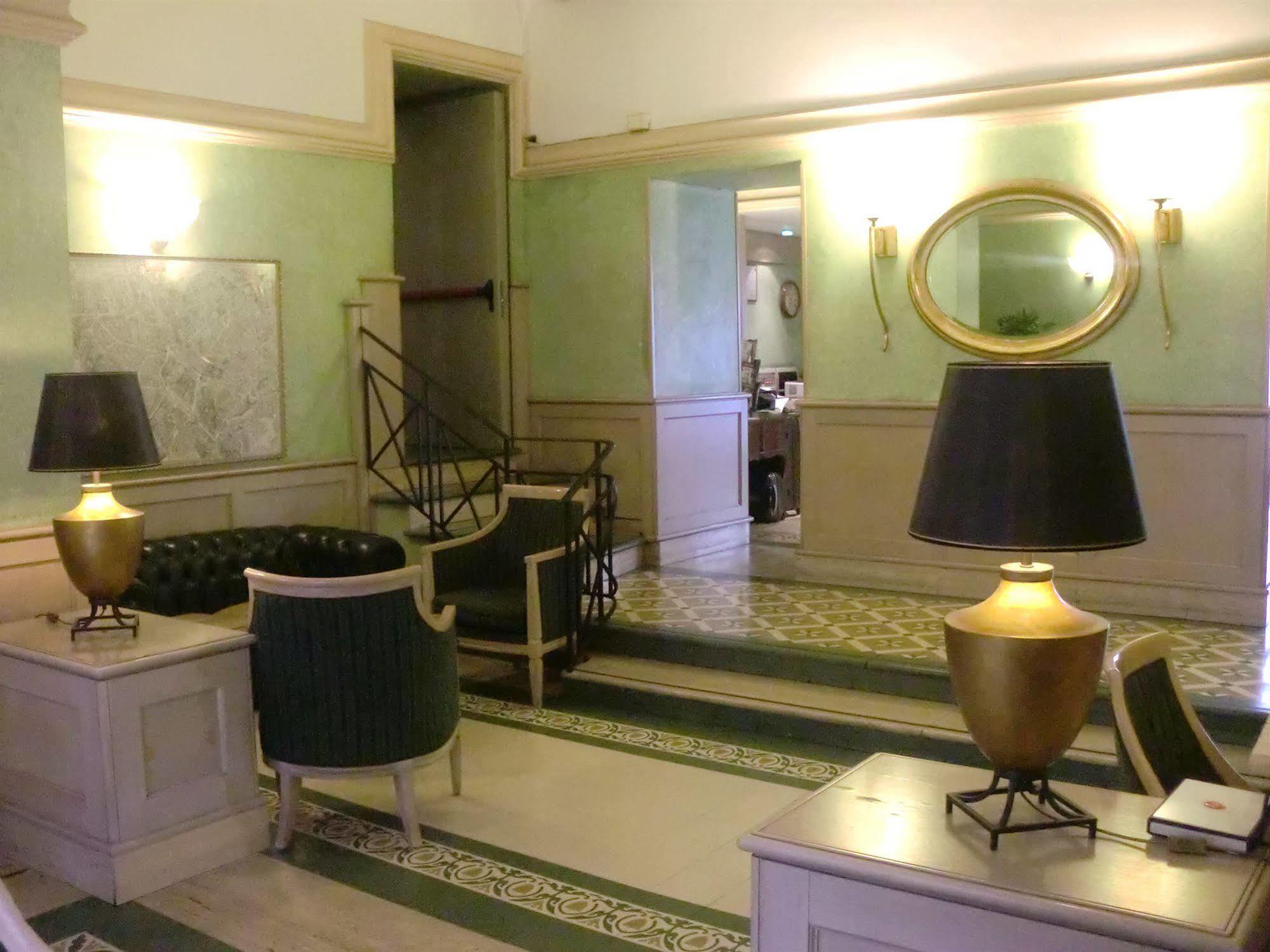 Numa Linea Hotell 3*